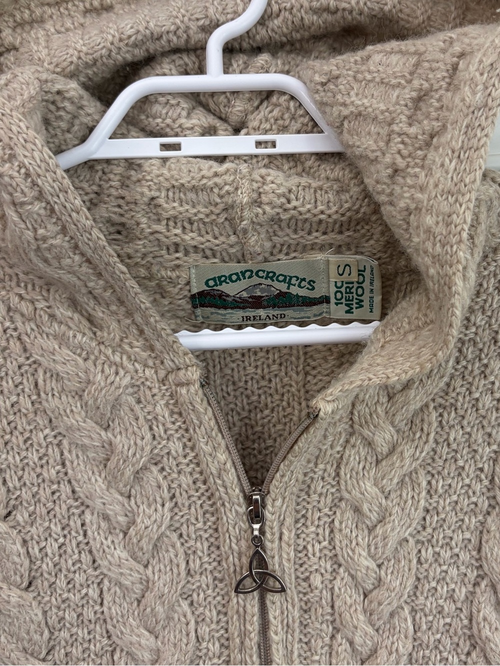 Aran Crafts Size S women’s Irish Merino wool long hooded zip sweater - Picture 11 of 11
